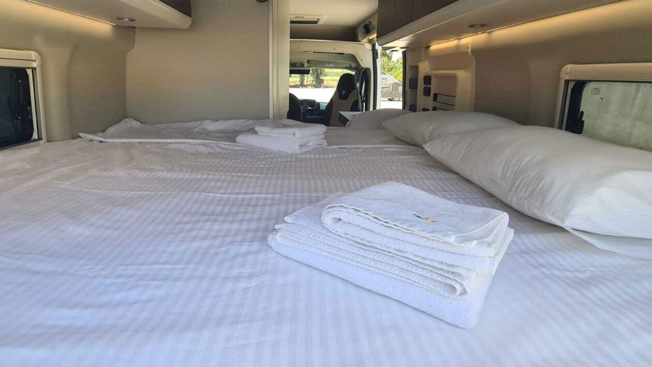 Rolling-Turtles-Motorhome-Westfalia-Columbus-640E-22.jpg